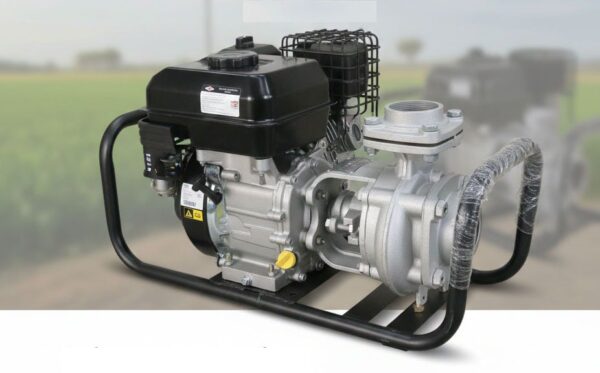 Briggs & Stratton 127cc petrol monoblock Pump size 50x50 mm